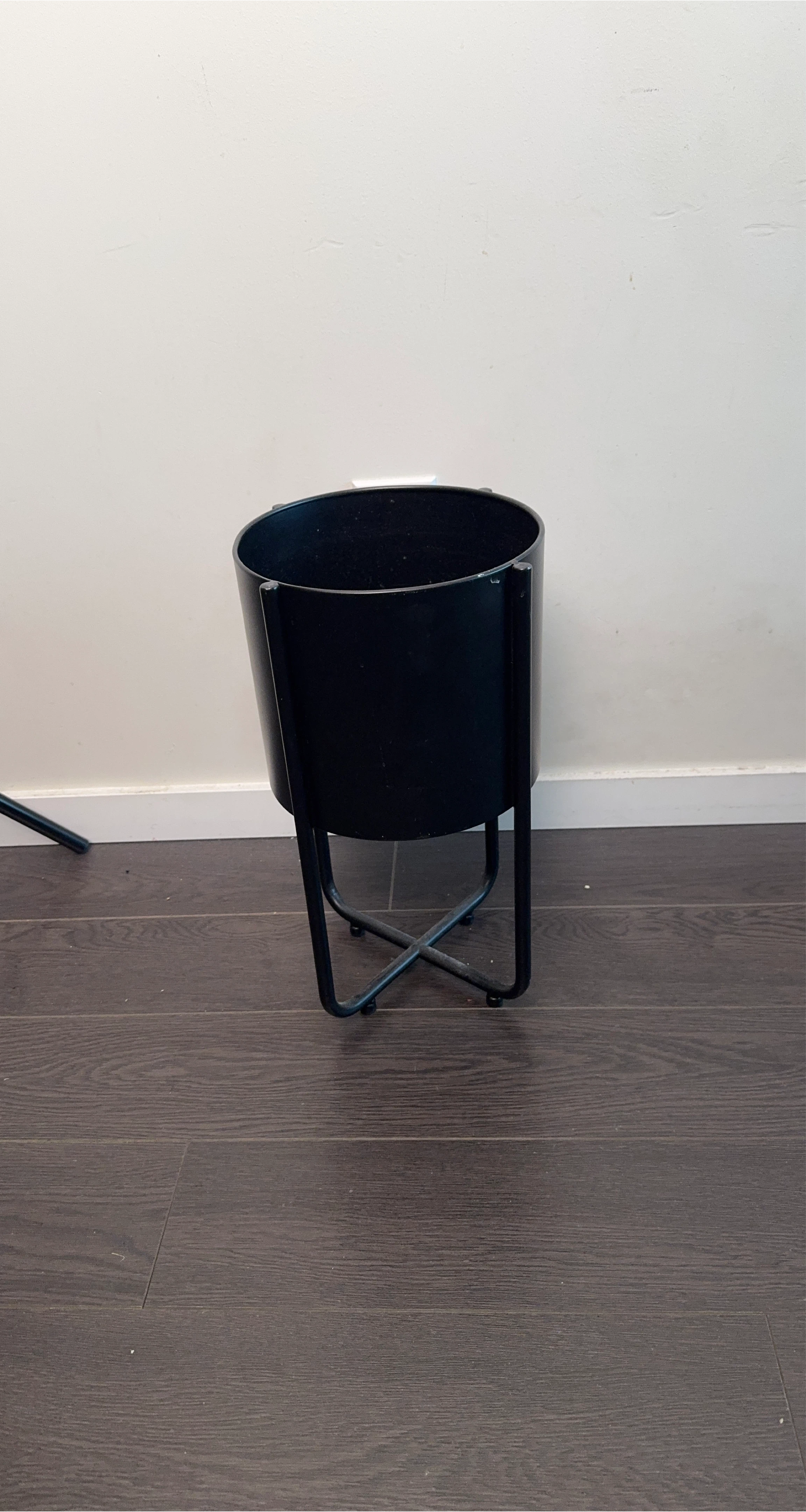 Black Metal Plant Stand