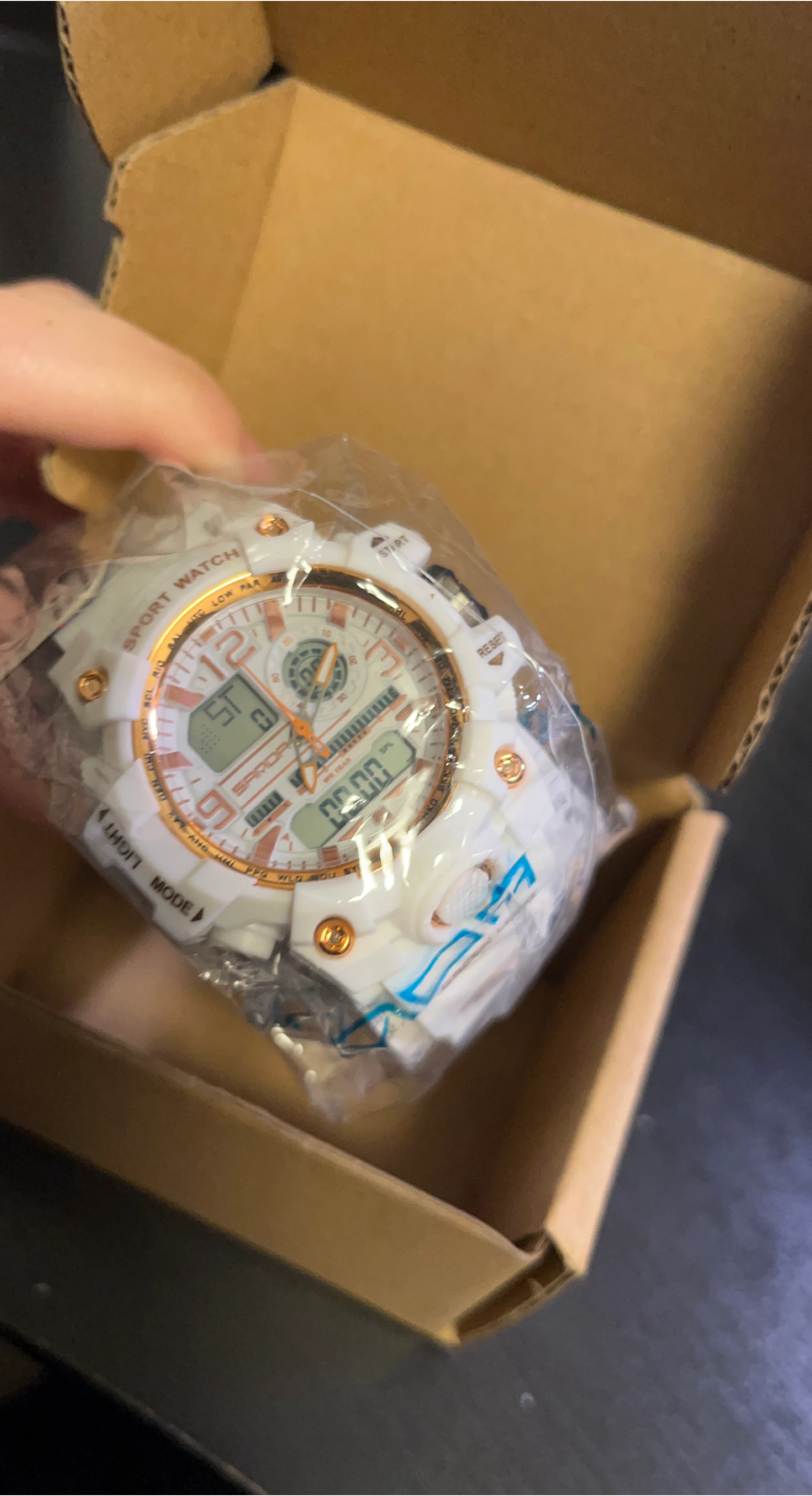 New Sport Watch - White & Gold