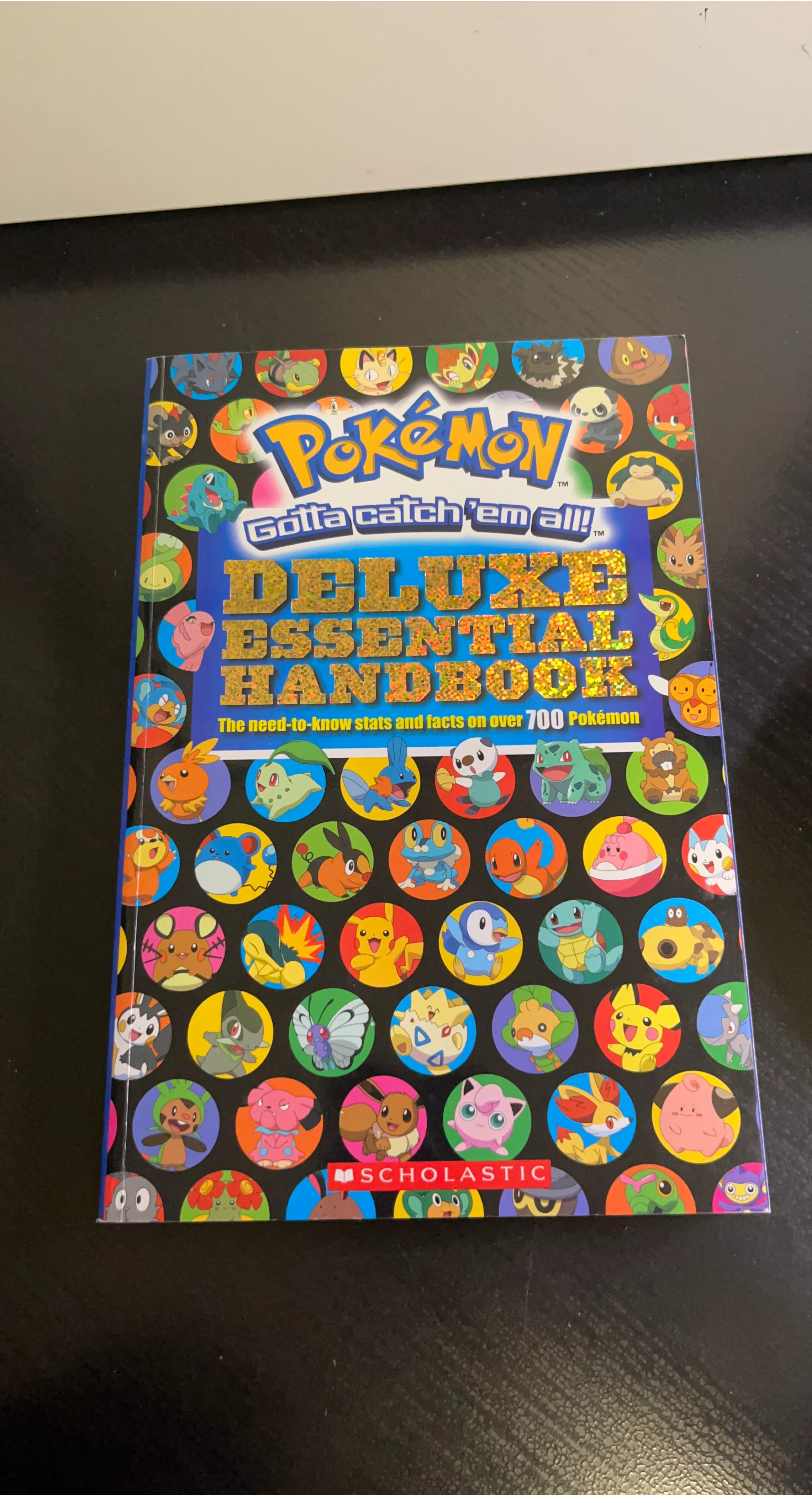 Pokémon Deluxe Essential Handbook