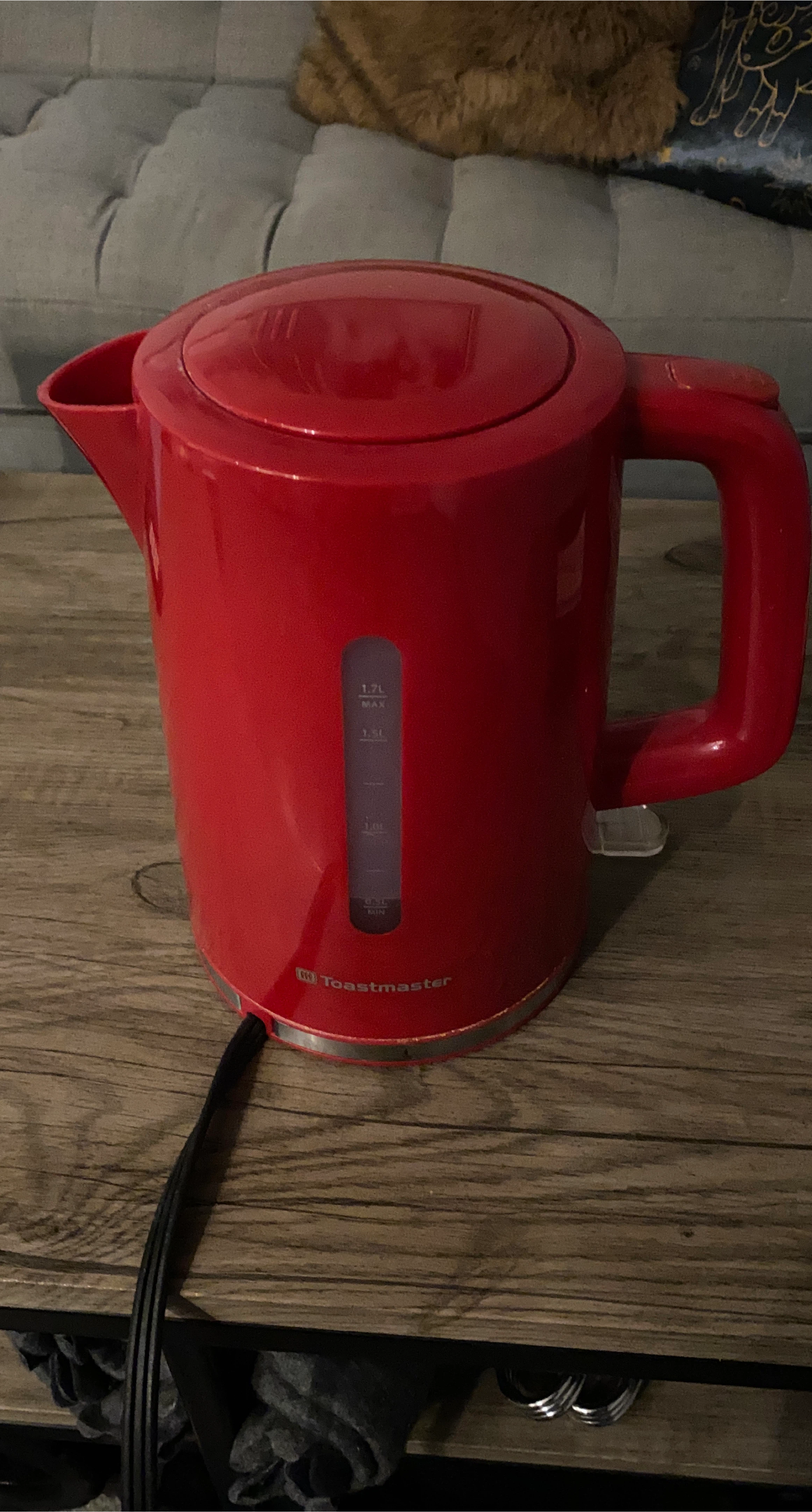 Toastmaster 1.7L Red Electric Kettle