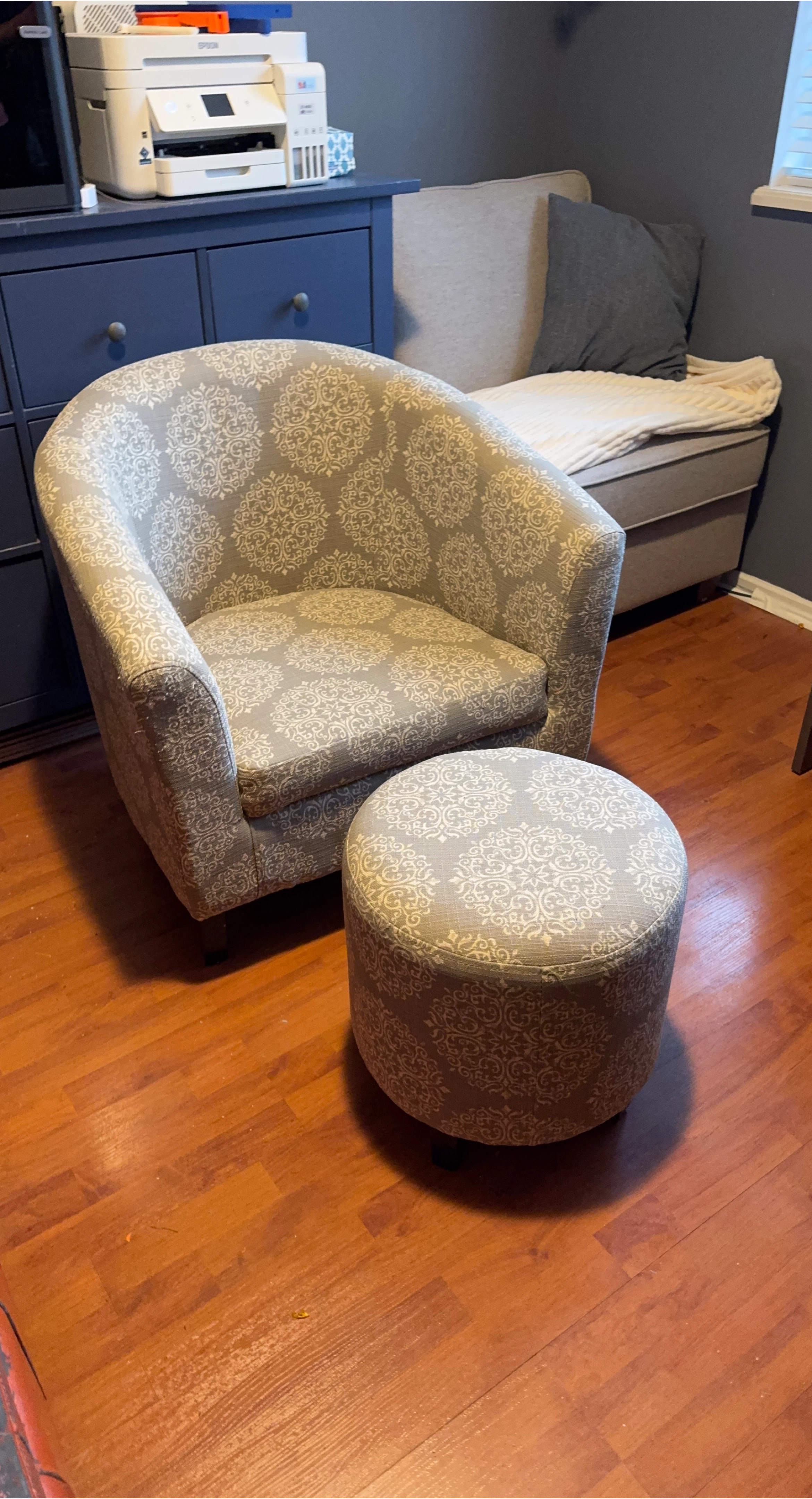 Patterned Armchair with Ottoman