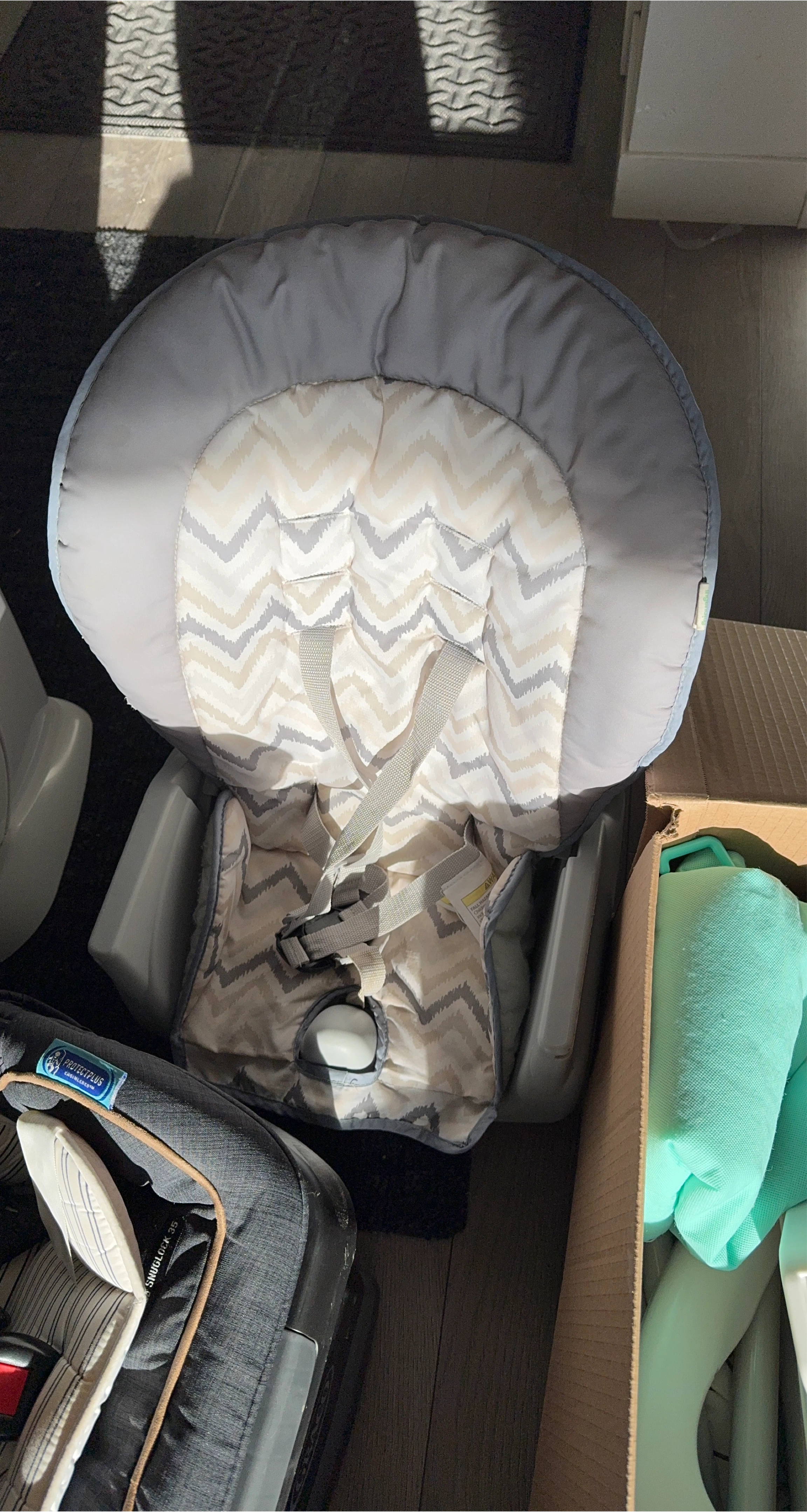 Infantino Baby Seat