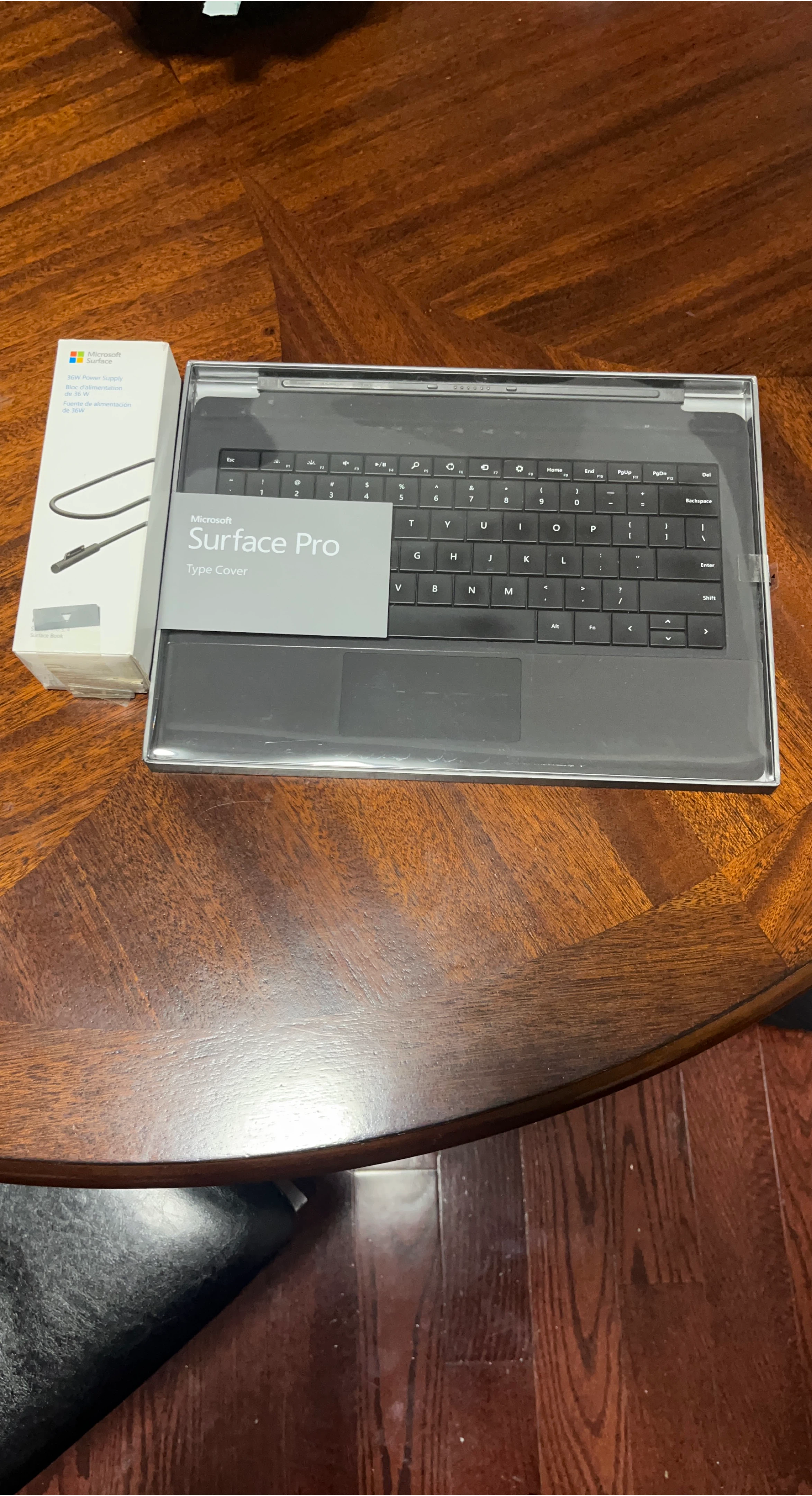 Microsoft Surface Pro Type Cover + Charger