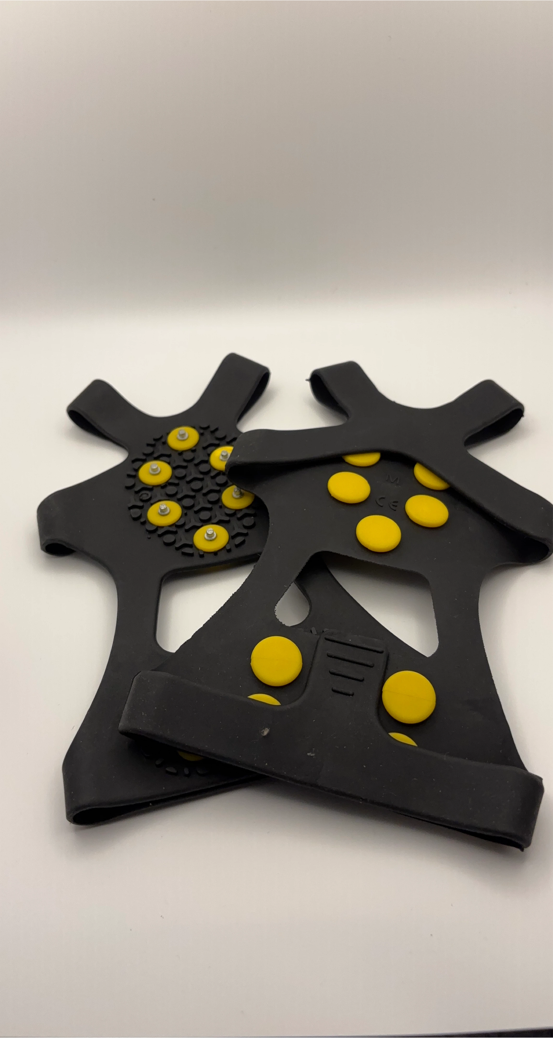 Medium Deluxe Ice Cleats