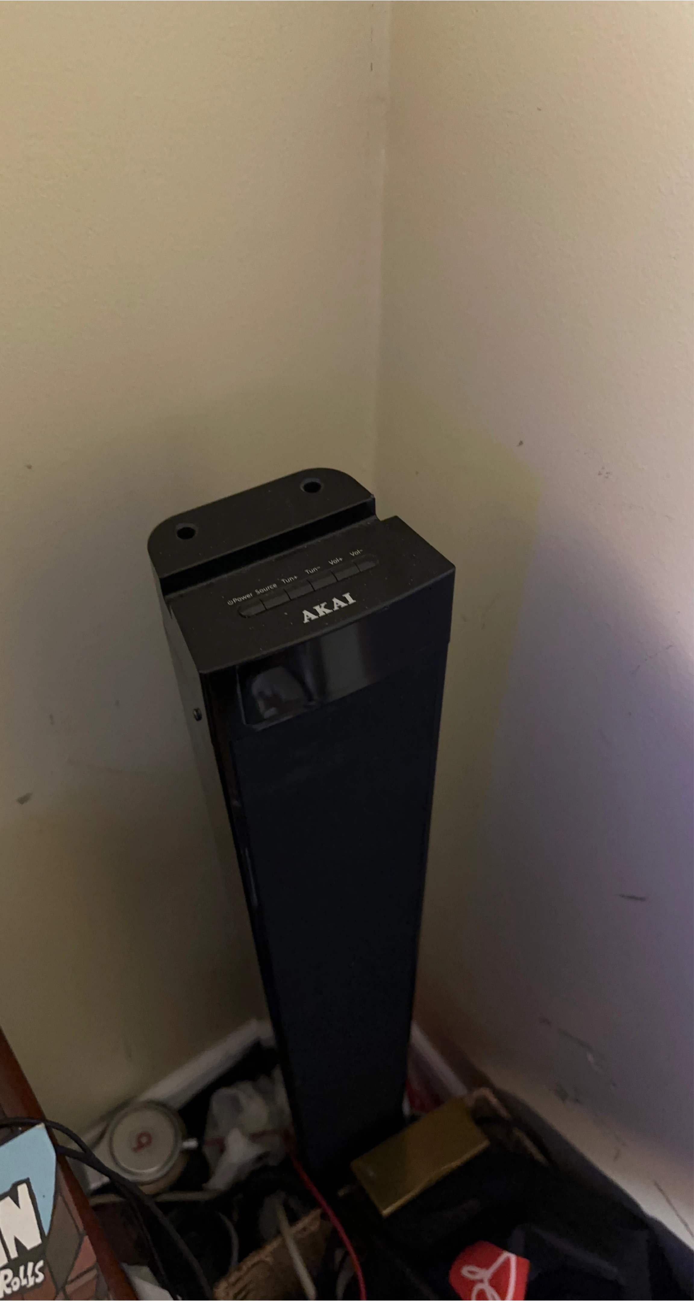 Akai Black Tower Speaker