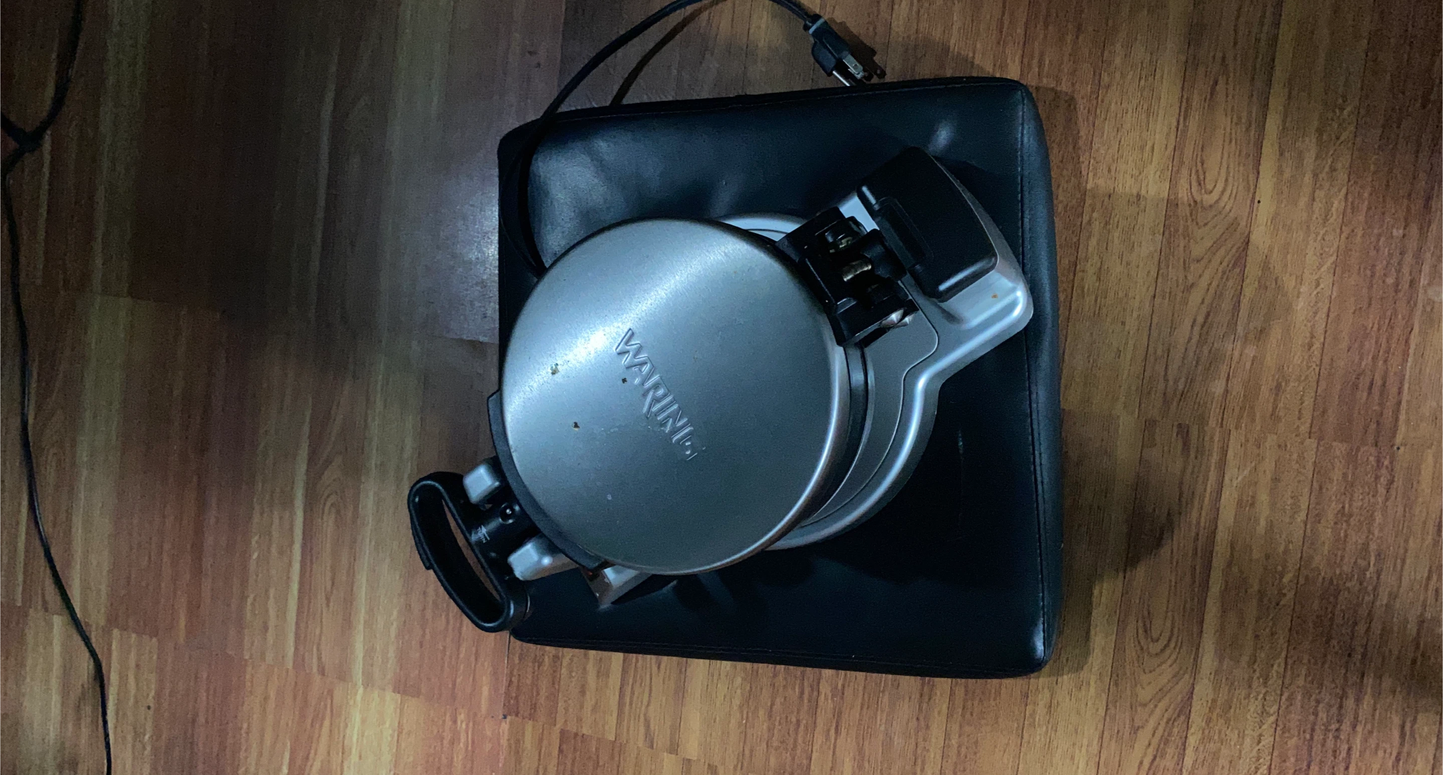 Waring Waffle Maker (Cash Only)
