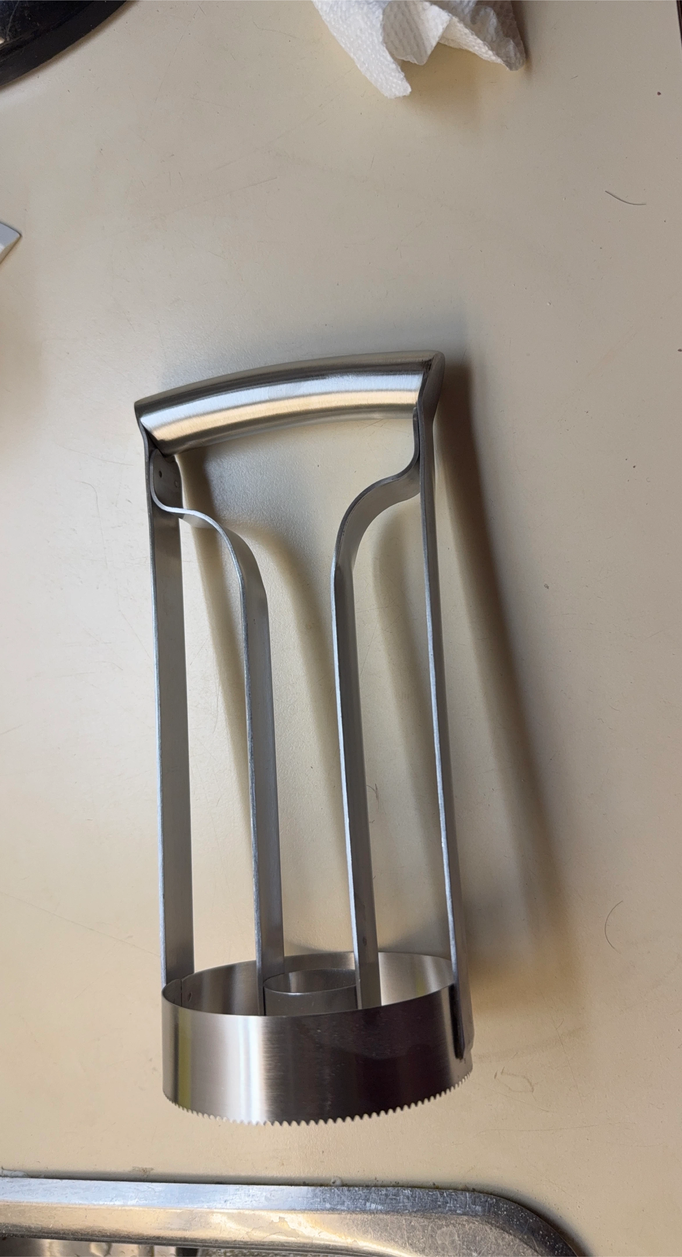 Pine apple cutter