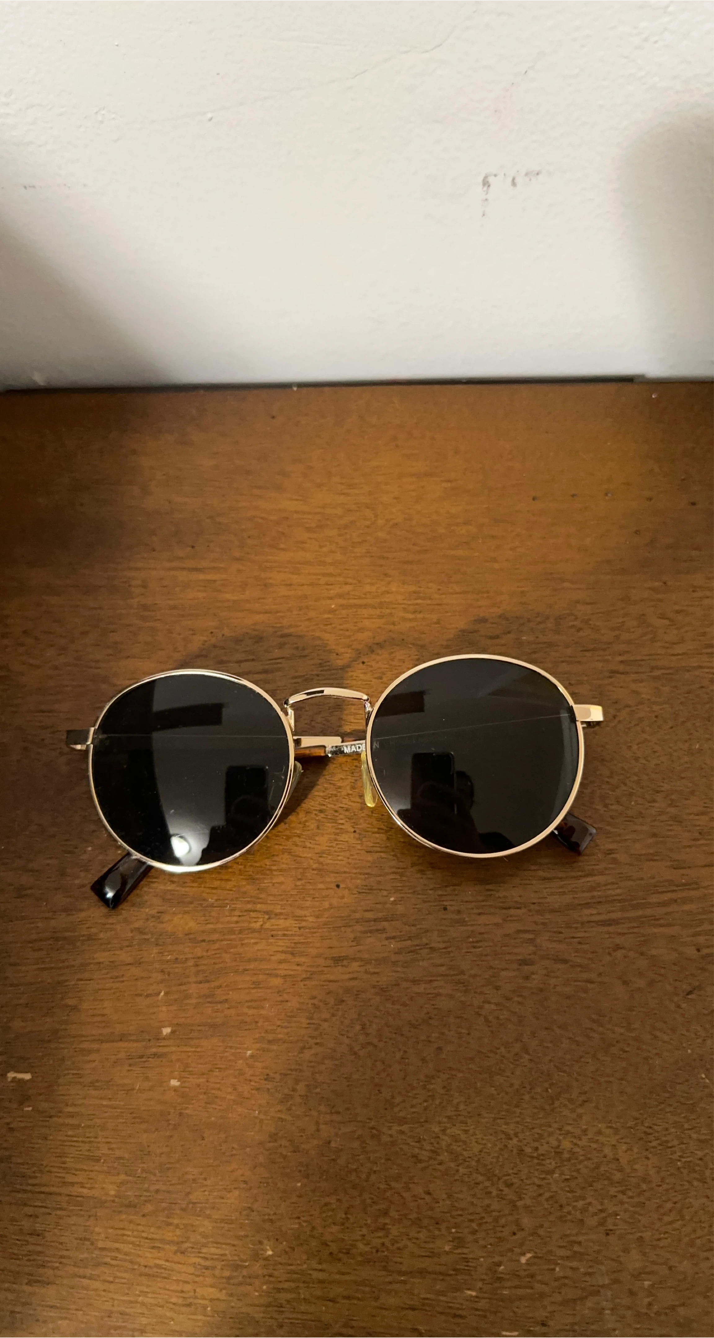 Round Gold Sunglasses
