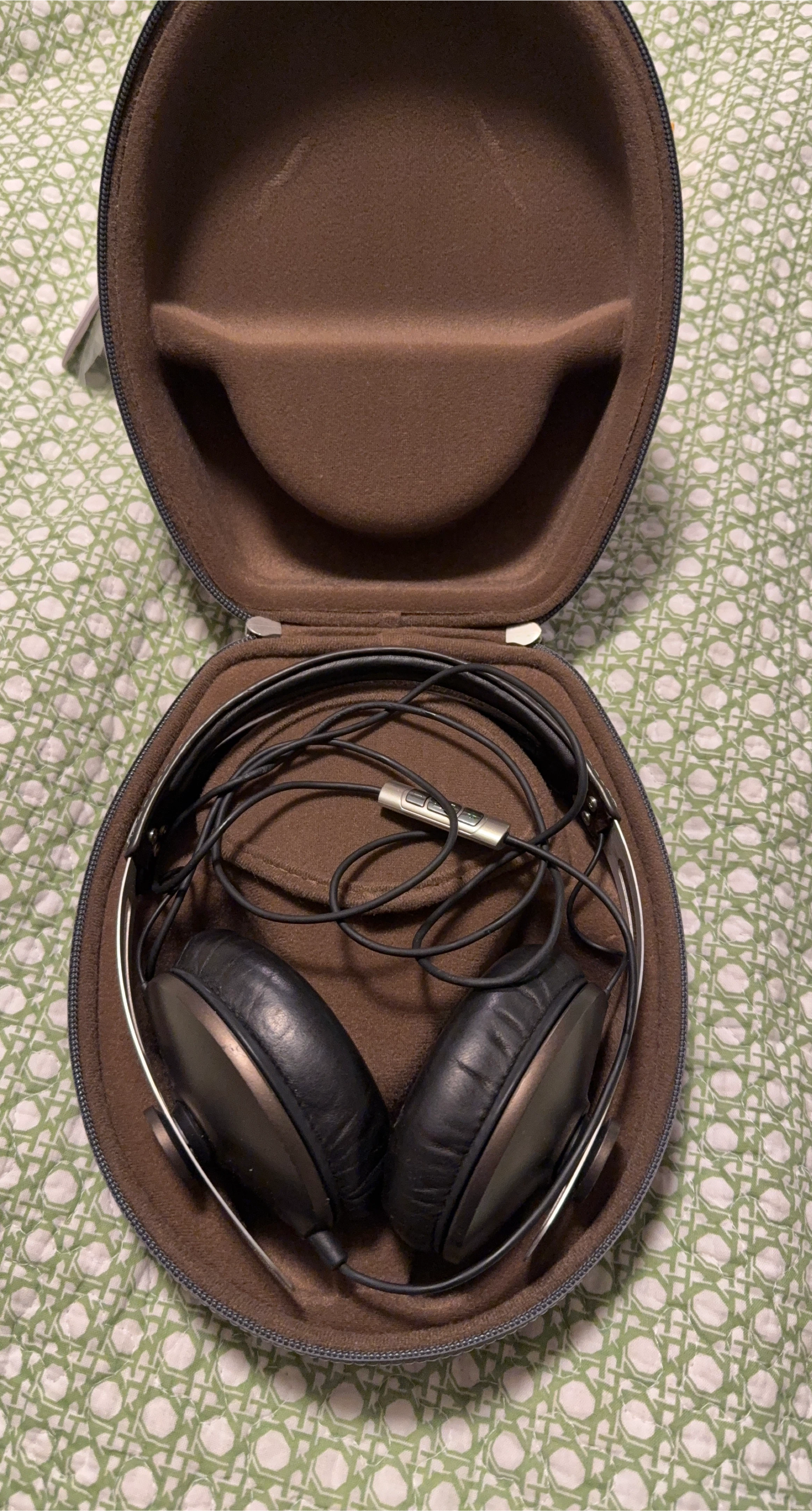 Sennheiser Momentum Headphones in brown with case