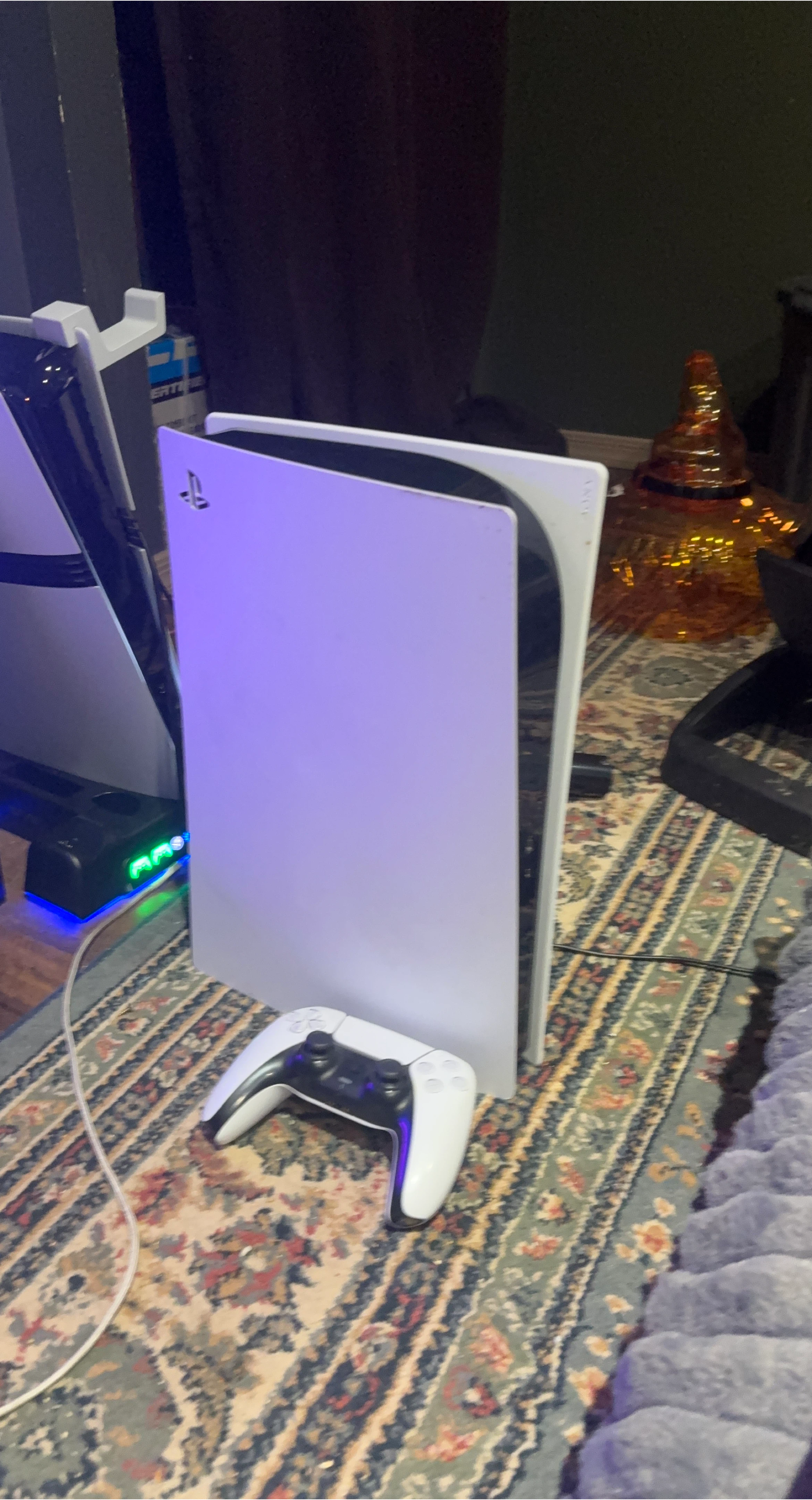 Sony PlayStation 5 (PS5)