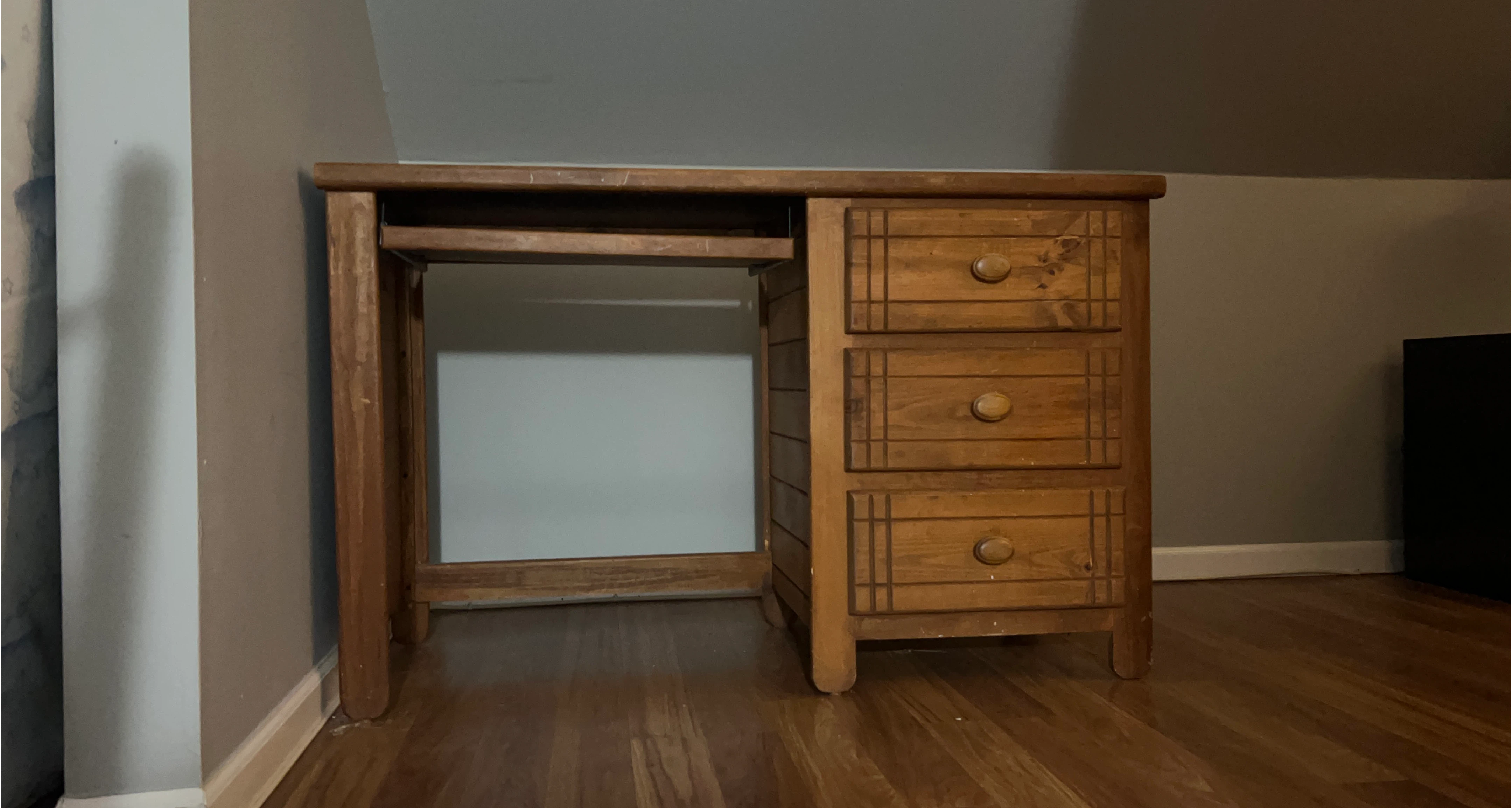 Wooden Desk with Drawers