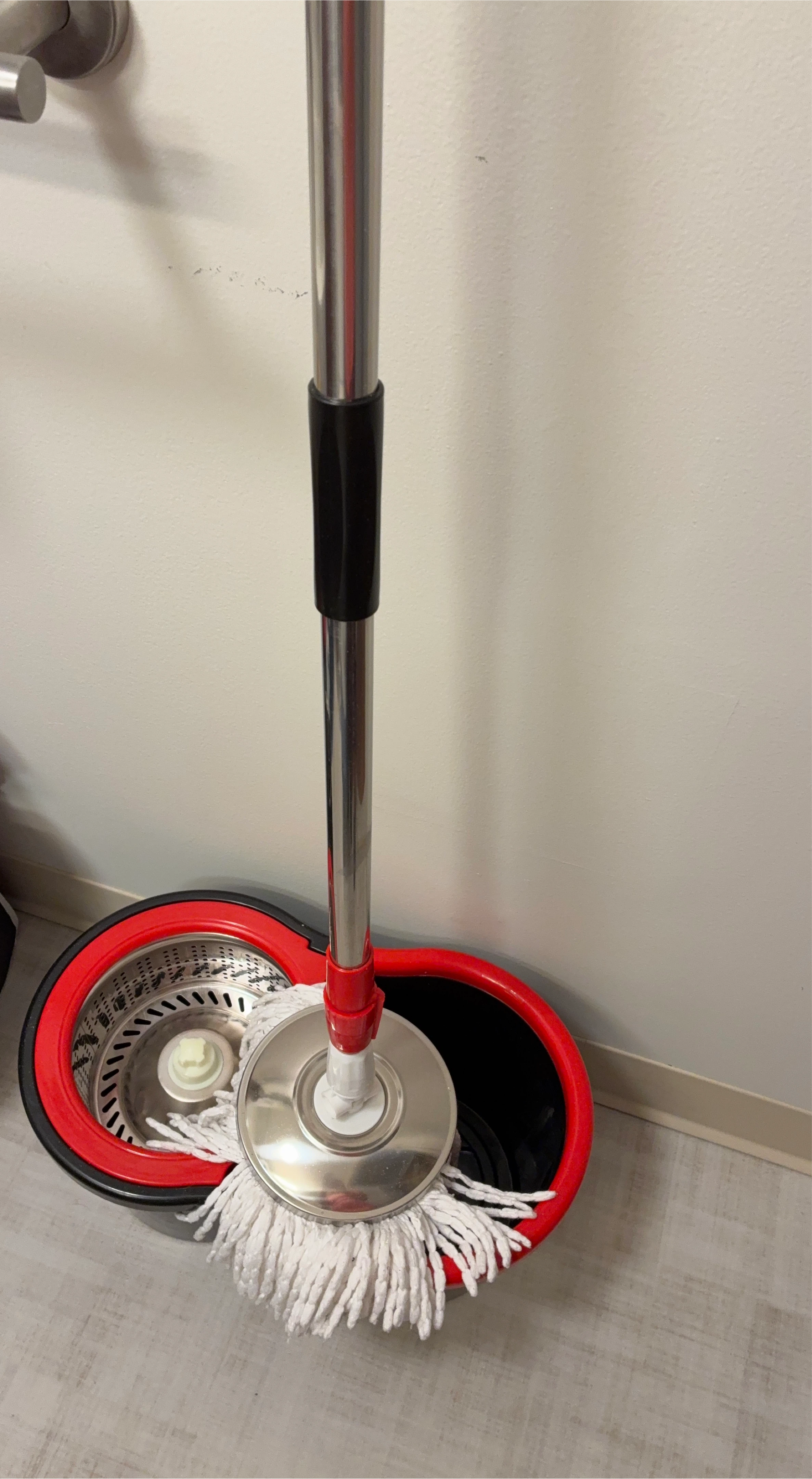 Rotational Mop with Bucket and Extra Heads