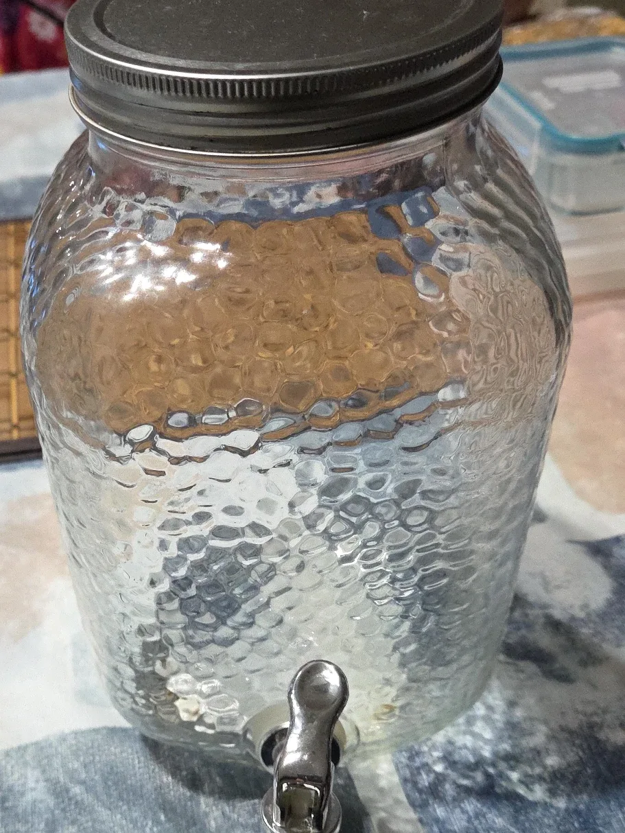 Glass Beverage Dispenser with Spigot