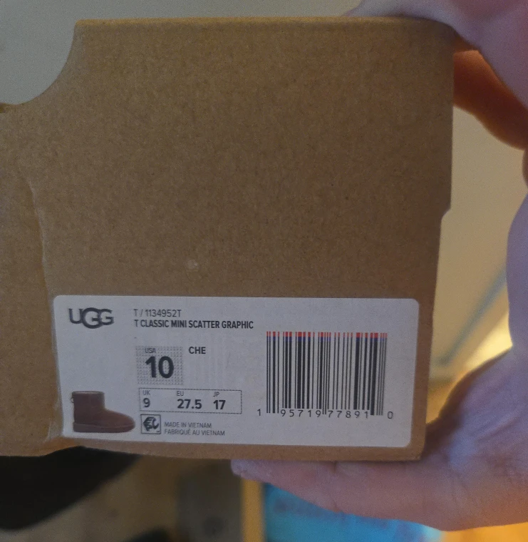 UGG T Classic Mini Scatter Graphic Boots - Size 10 children