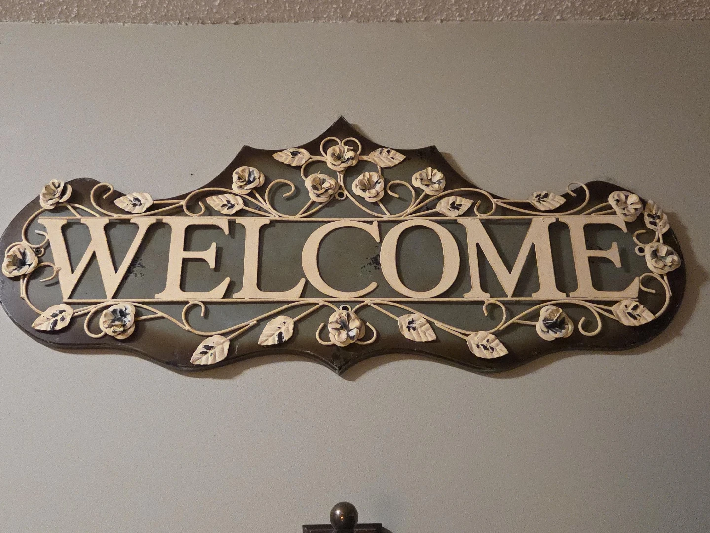Welcome Wall Decor Sign