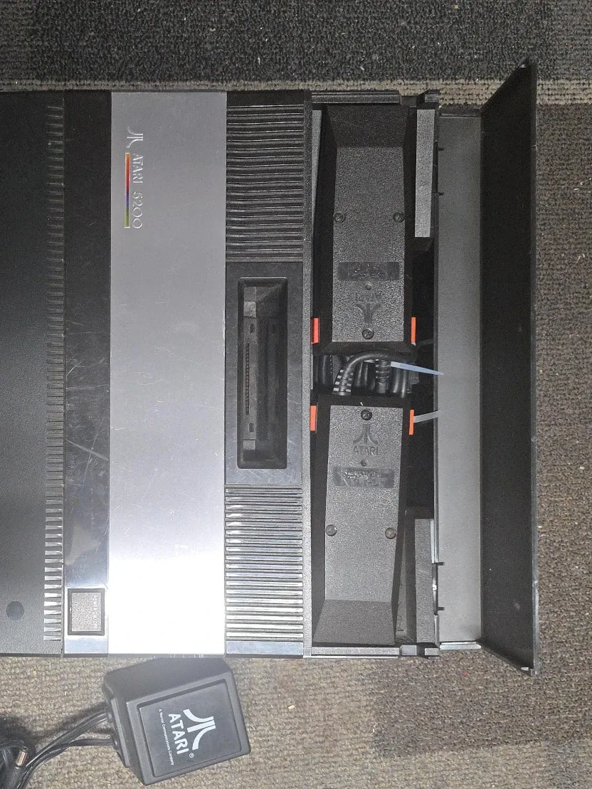 Atari 5200 Console with 2 Controllers