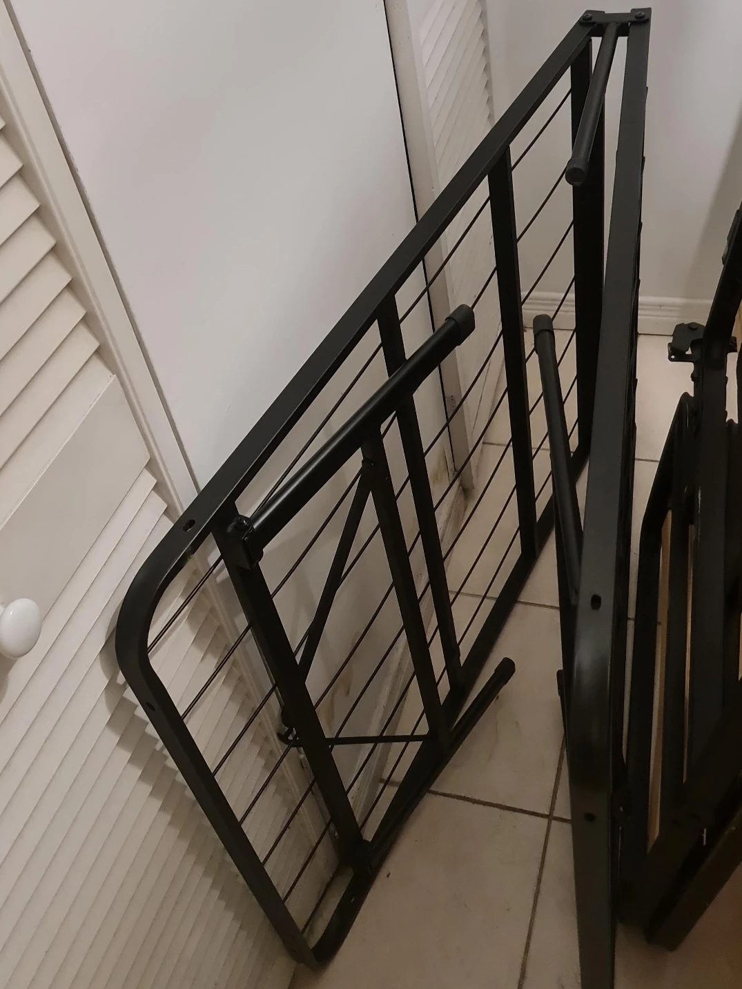 Black Foldable Metal Bed Frame – Twin Size