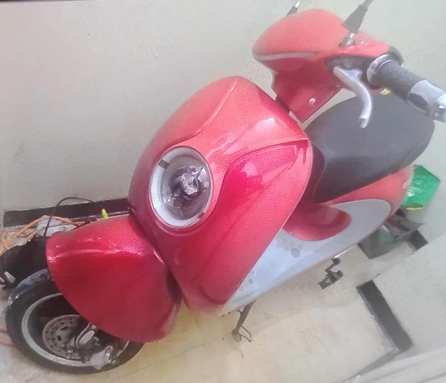 Daymak Red Electric Scooter