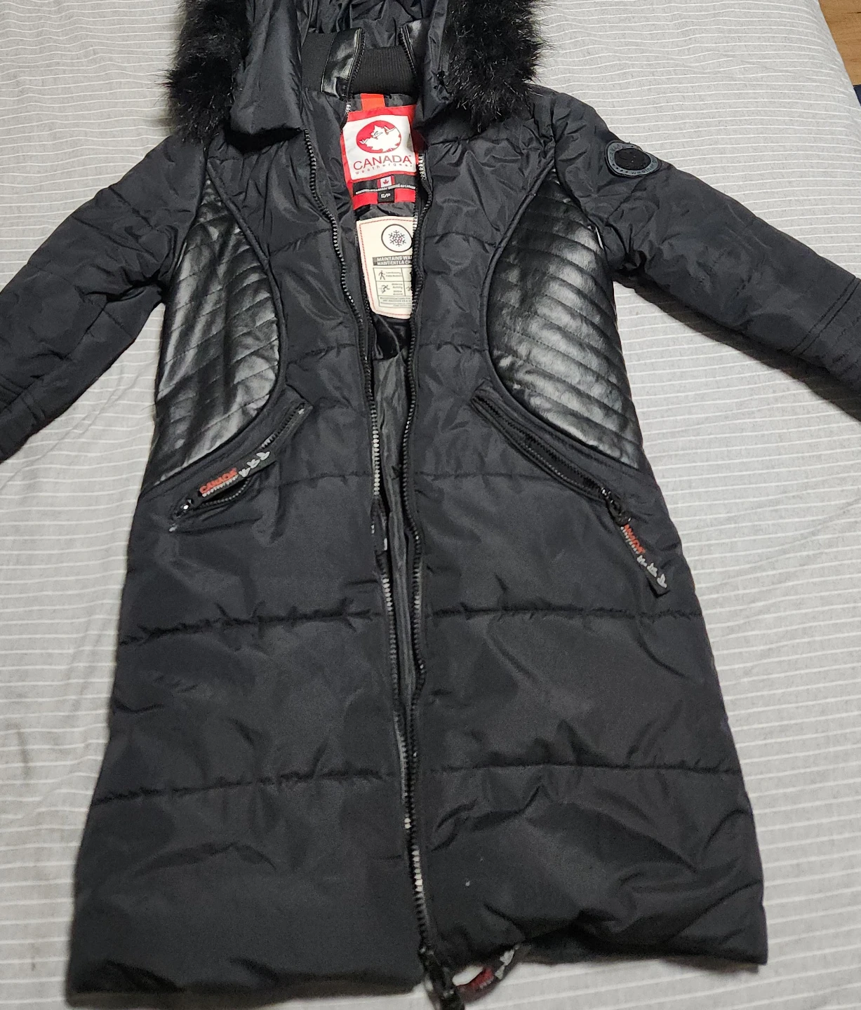 Canada Weathergear Black Winter Coat - Size S
