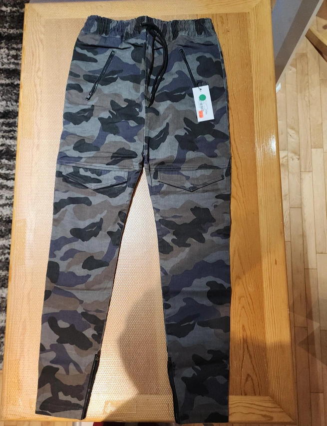 Camo Print Cargo Pants #cleanout