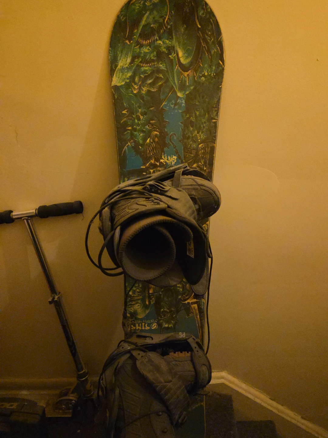 Sims Snowboard with Bindings