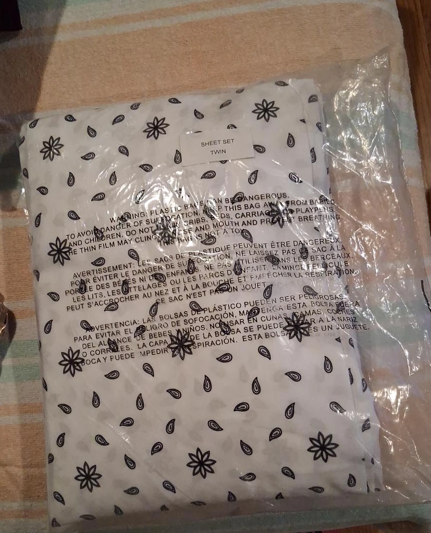 Twin Sheet Set - New in Package! image indicator(1)