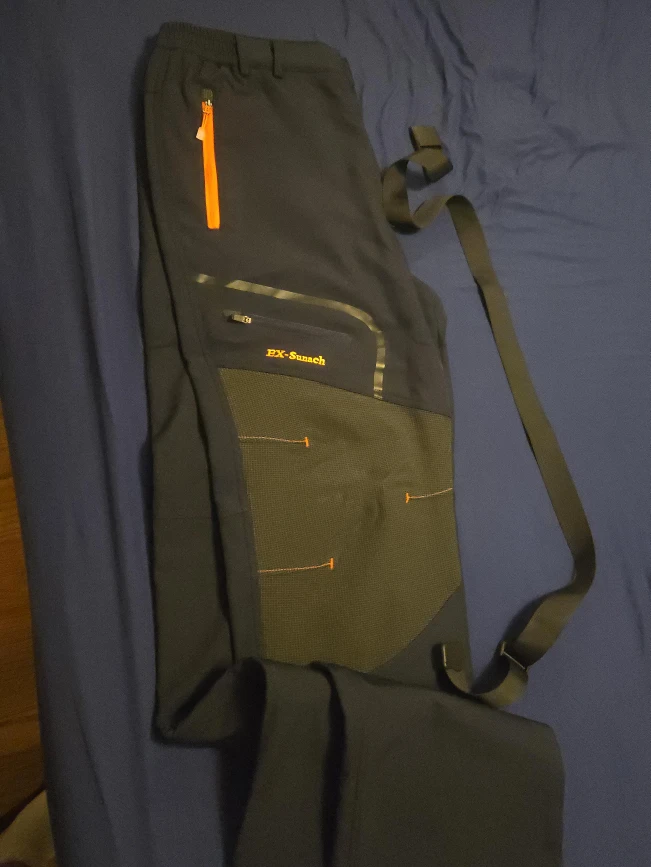 EX-Sunach Black Hiking Pants w/ Belt