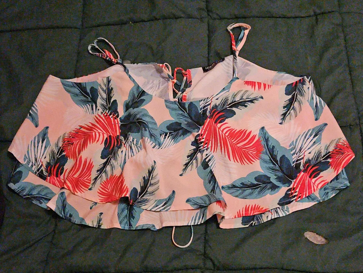 Fashion Nova Floral Print Tank Top