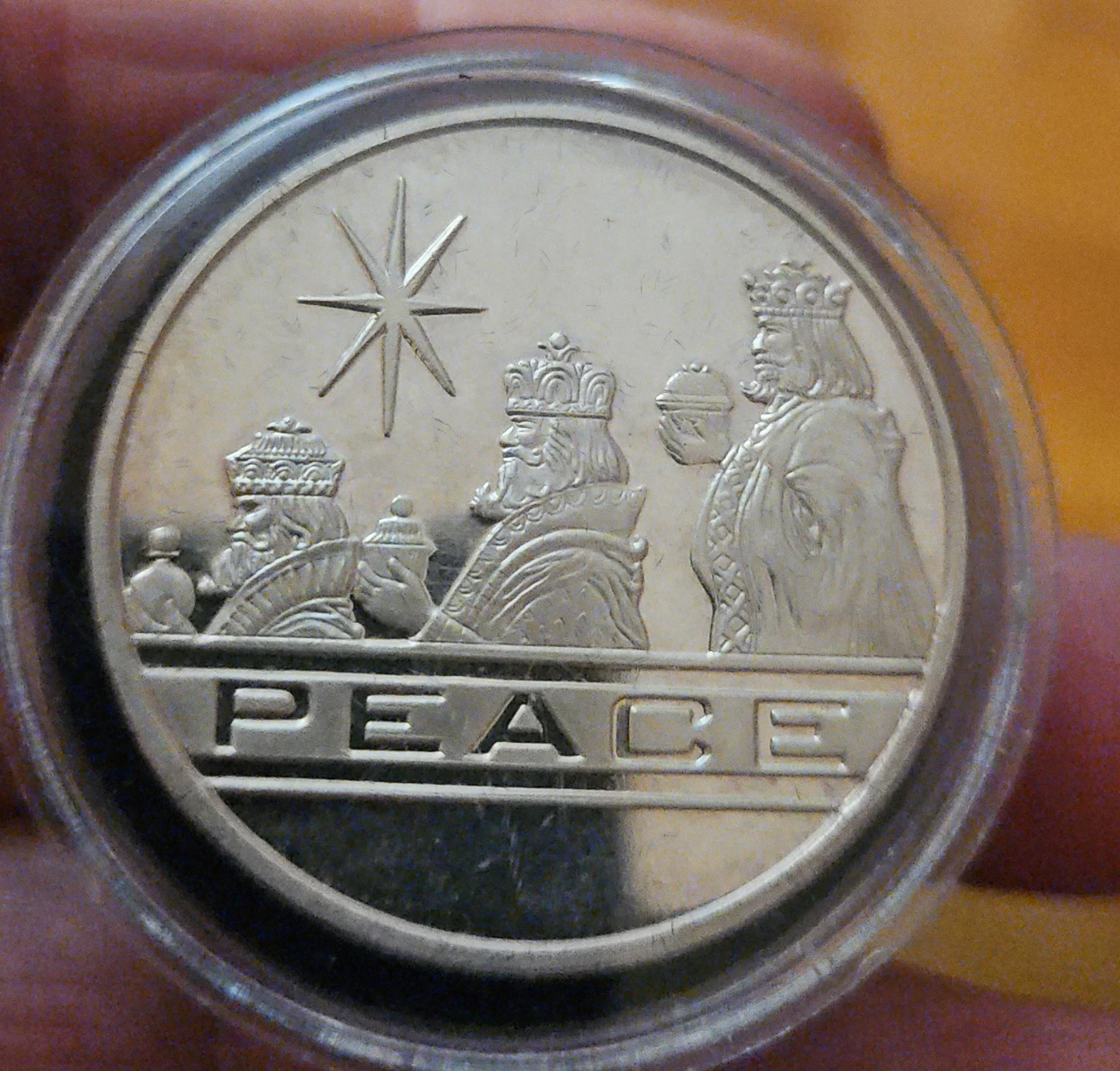 Seasons Greetings 2000 .999 Fine Silver Coin