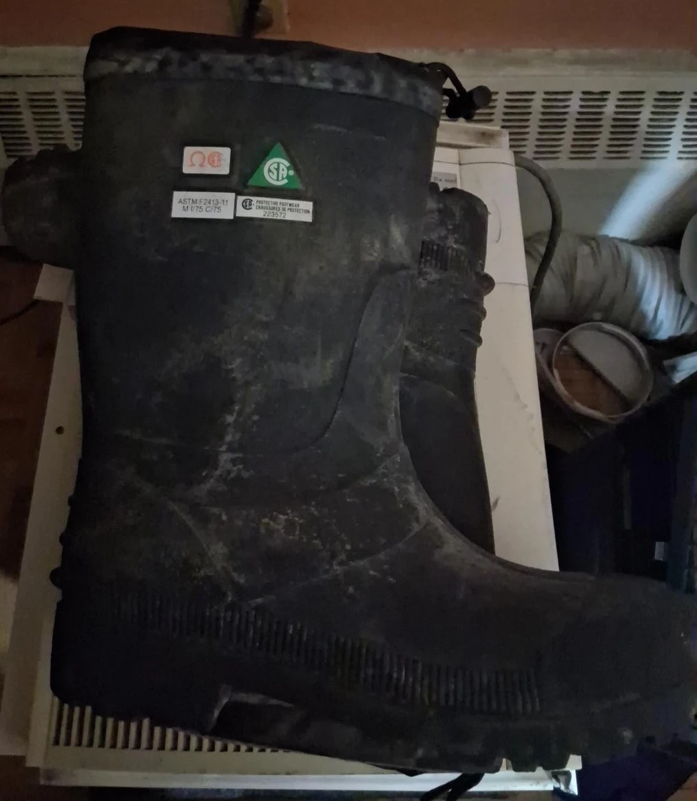 Black Rubber Work Boots green patch