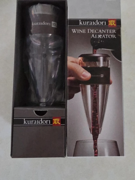 kuraidori Wine Decanter Aerator - New in Box!