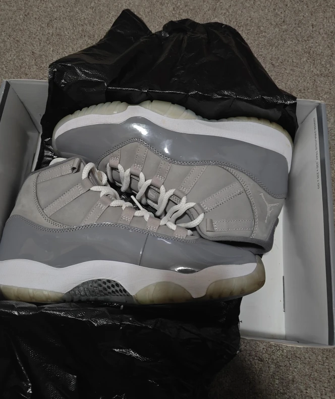 Air Jordan 11 Retro Cool Grey