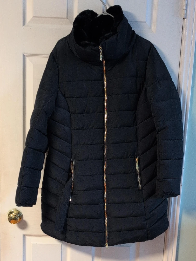 Black Puffer Coat with Faux Fur Collar