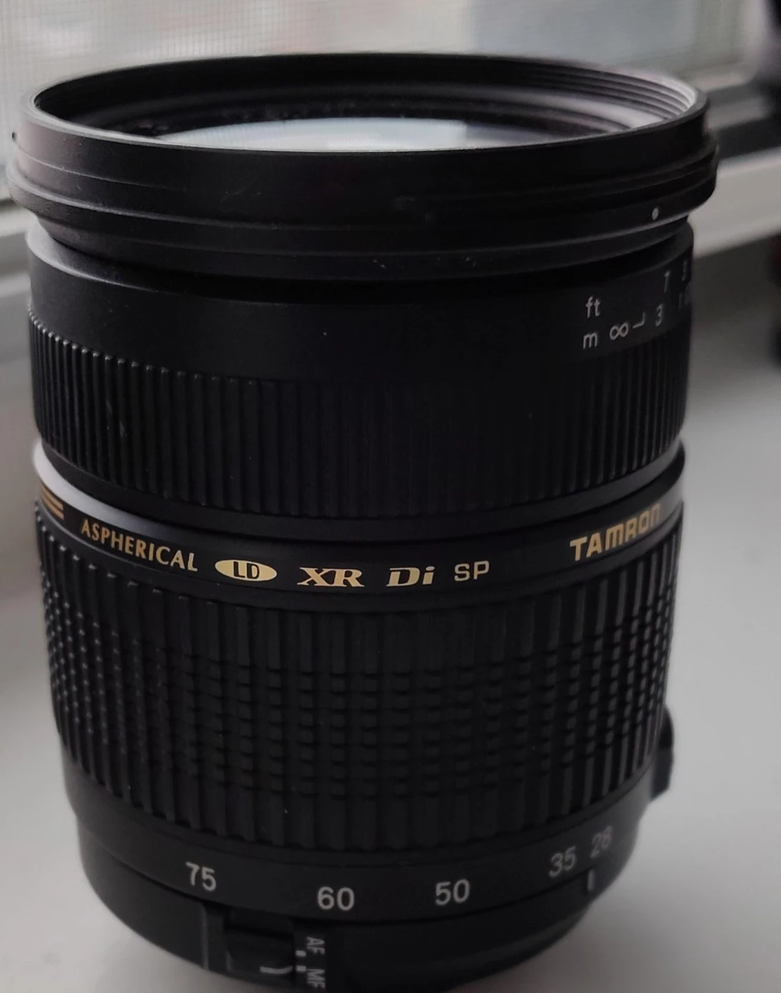 Tamron AF 28-75mm f/2.8 XR Di LD Aspherical Macro Lens