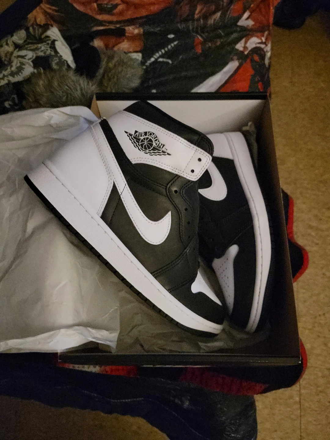 Air Jordan 1 Retro High Black White