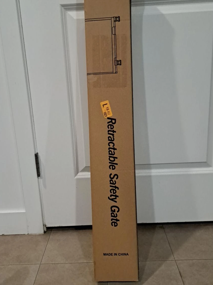 Retractable Safety Gate - New in Box!