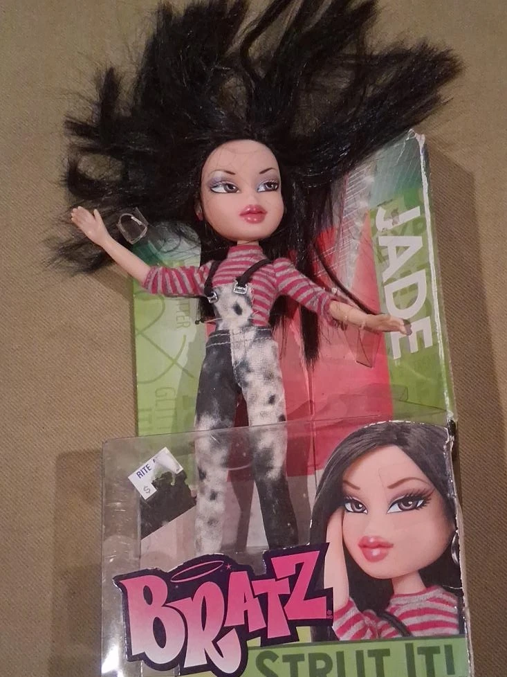 Bratz Jade Strut It! Doll