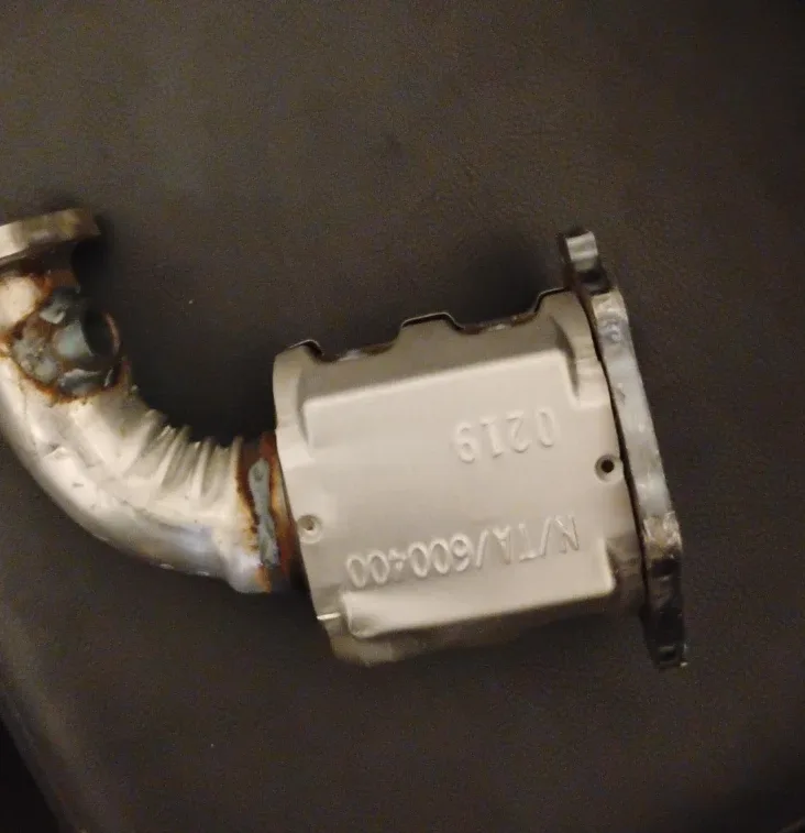 Brand new Walker Ultra 16362 catalytic converter