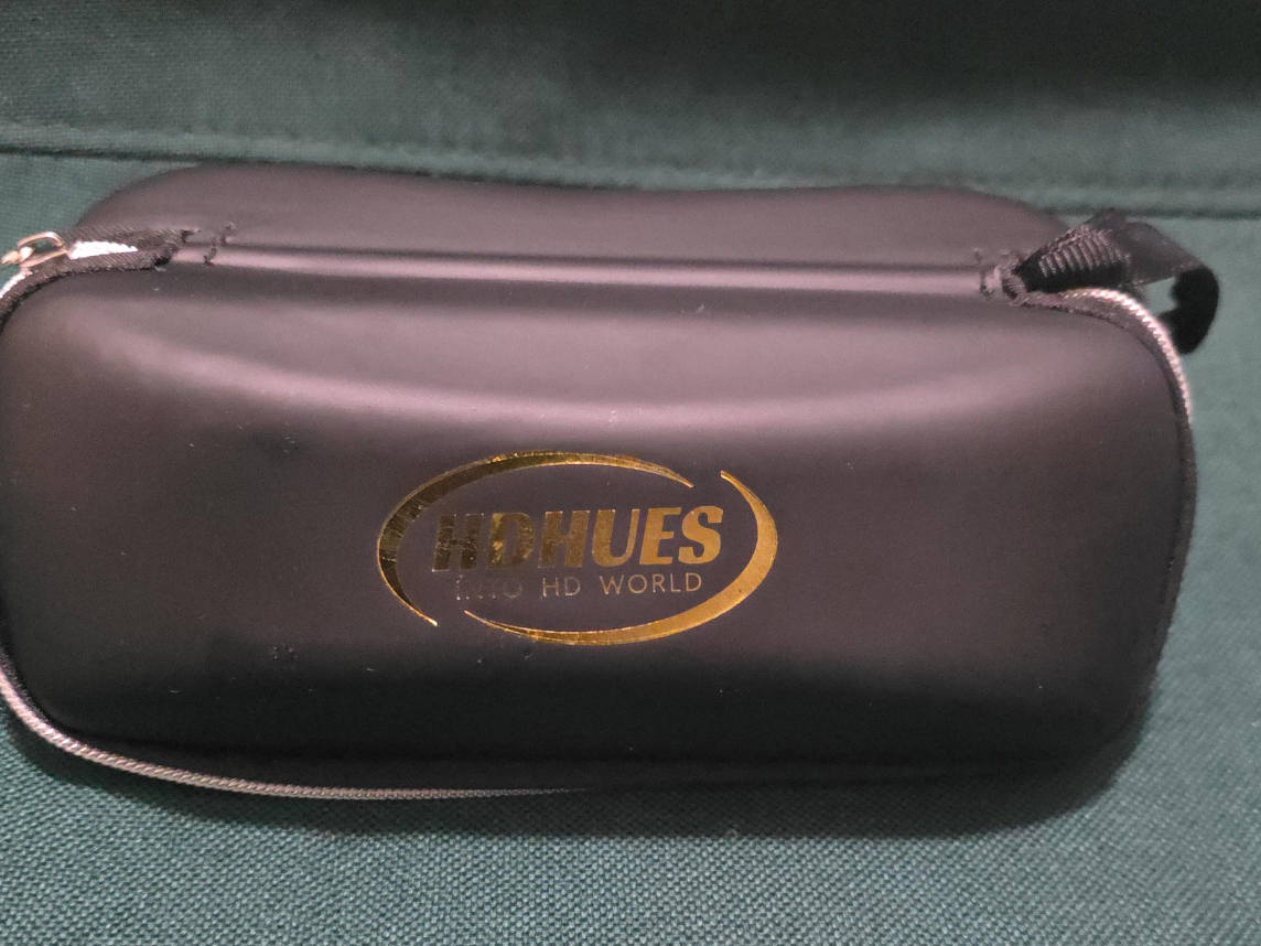 HDHues Sunglasses with Case