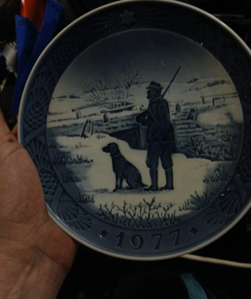 Bing & Grondahl 1977 Collector Plate