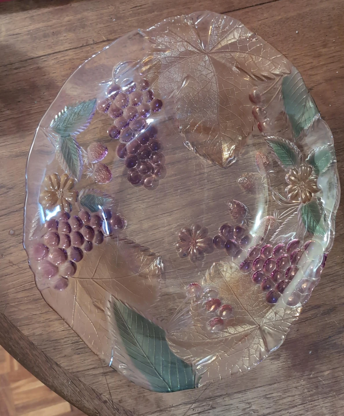 Vintage Grape Pattern Glass Bowl - photo 2