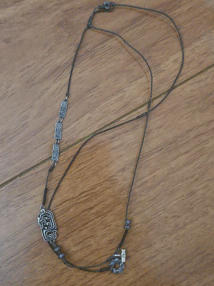 Silver Tone Necklace image indicator(1)