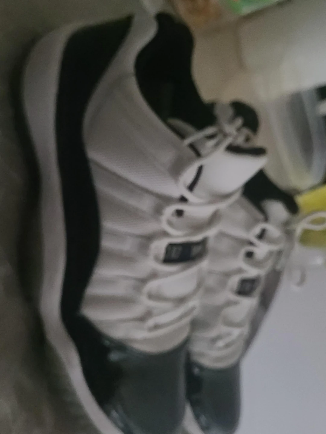 Jordan 11 Retro Sneakers