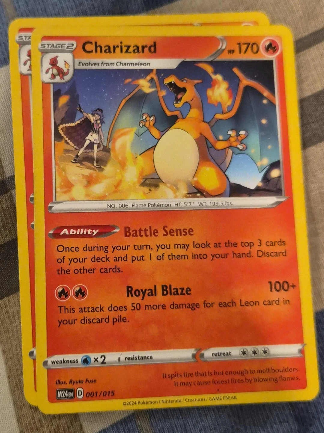 2 Charizard Pokémon Cards