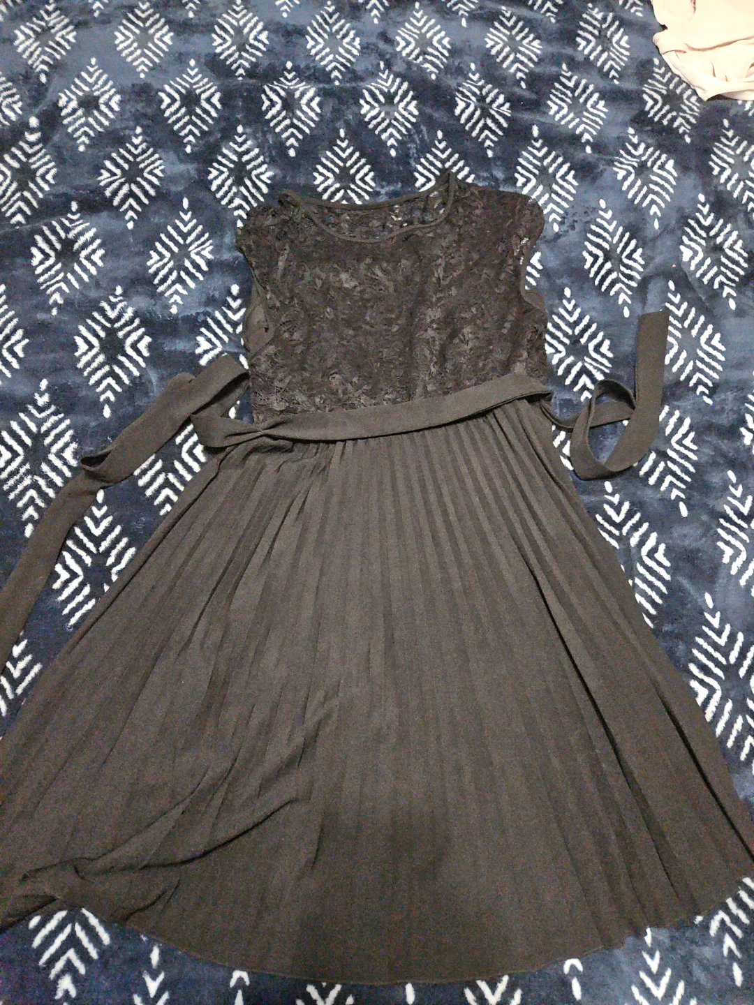 Black Lace Top Pleated Dress
