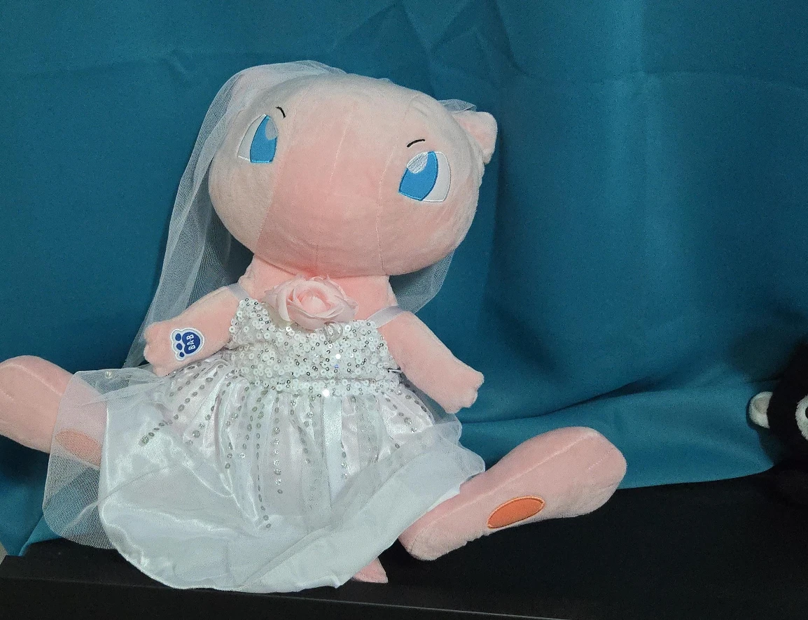 Build-A-Bear Mew Plush in Wedding Dress