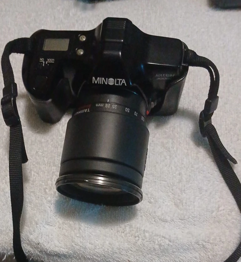 #cleanout Minolta Maxxum 3000i Film Camera