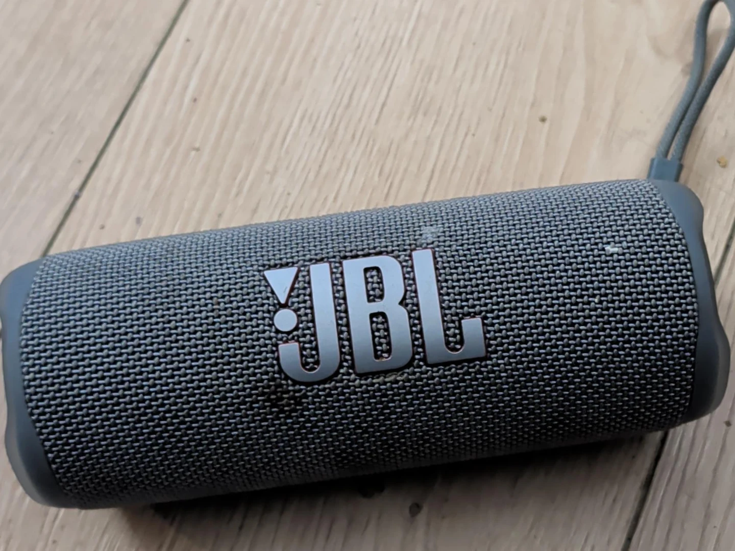 JBL Flip 6 Grey Portable Bluetooth Speaker