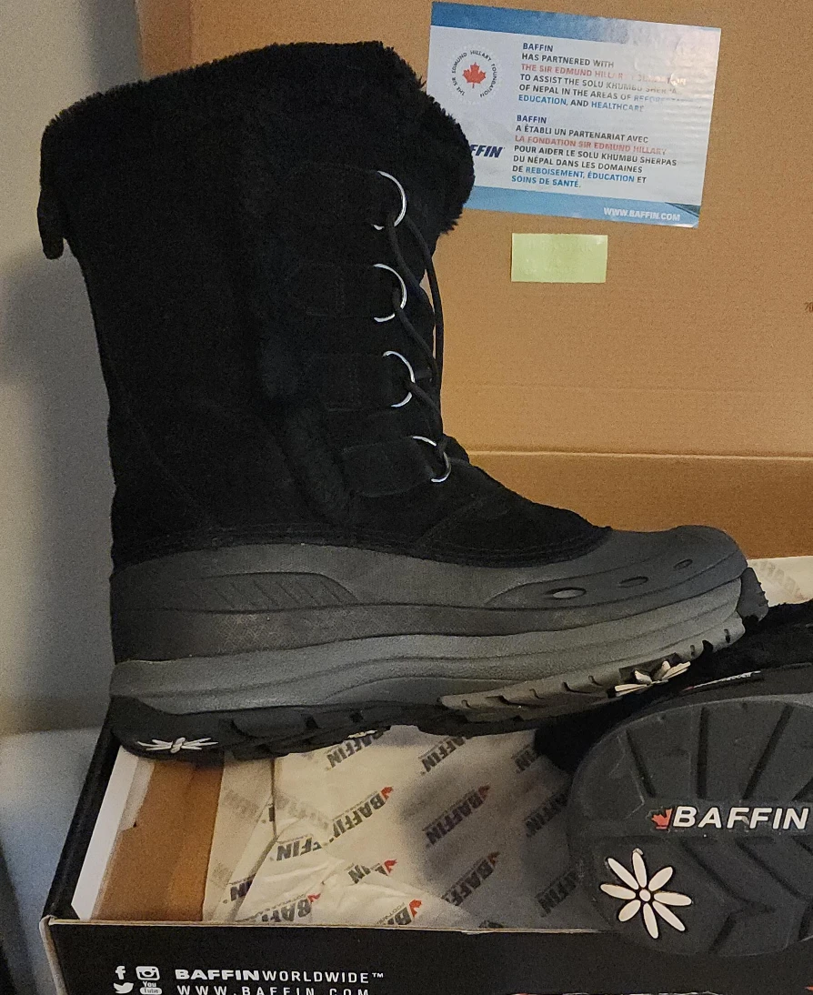 Baffin Chloe Black Winter Boots - Women's US 10