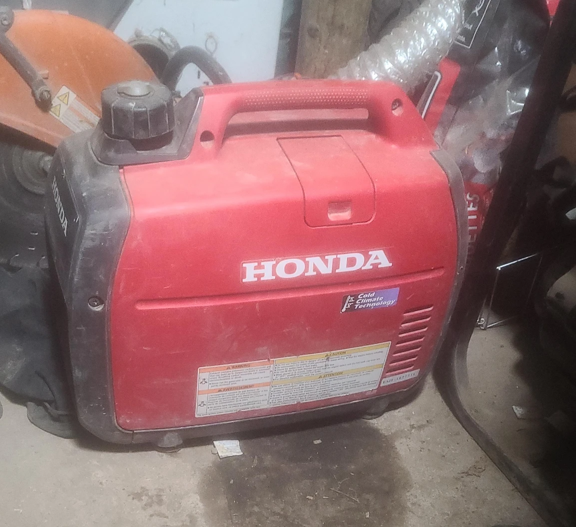 Honda Generator - Red